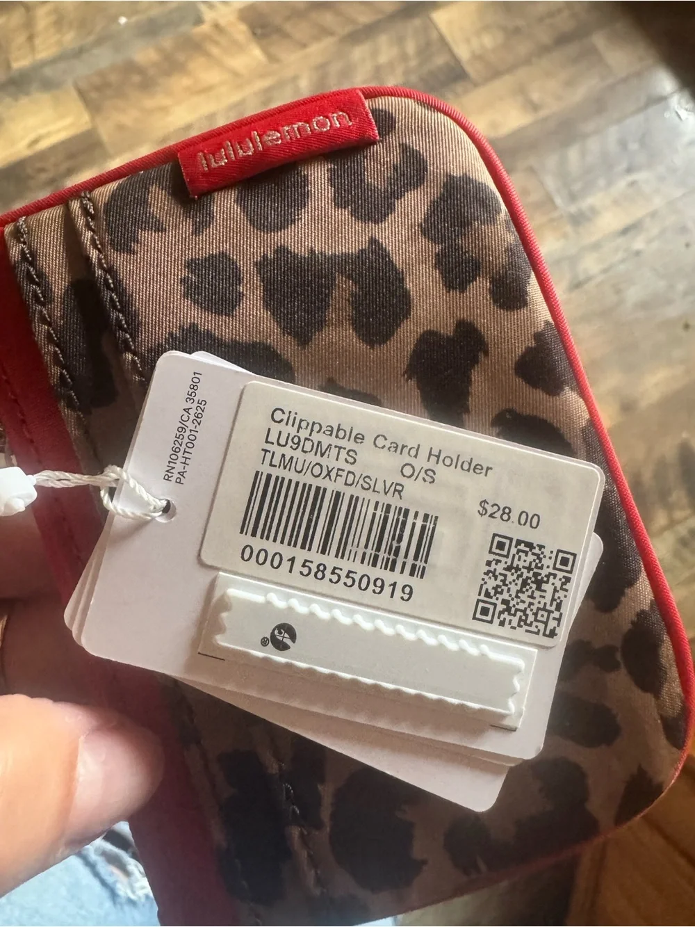 Lululemon Clippable Card Pouch – Leopard Print Coin Pouch with Red Trim - Picture 5 of 5